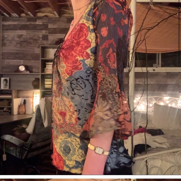 Vintage Boho Satin flute sleeves blouse - Picture 2 of 4